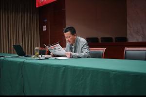 房總集團(tuán)開展“學(xué)習(xí)十九大，邁步新征程”主題黨日活動(dòng)